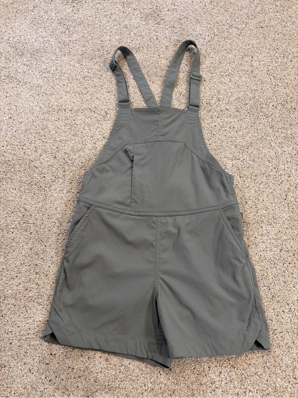Women’s Gray/Green Athletic Bib Hiking Adventure Shorts